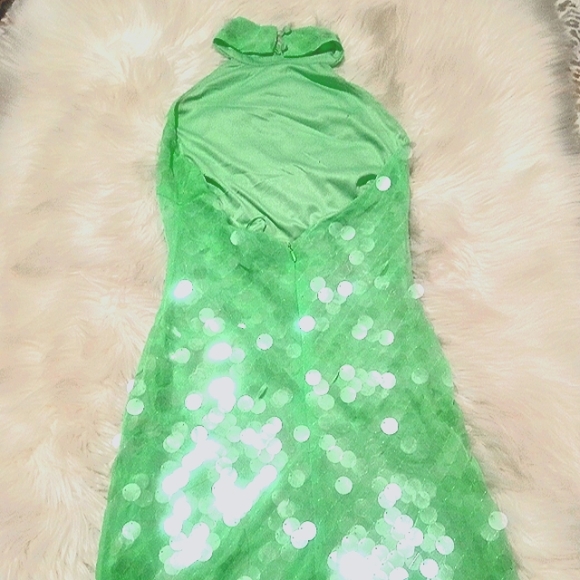 SPARKLING GREEN DRESS💚 - Picture 3 of 4